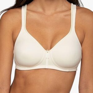Vanity Fair Seamless Wirefree Smoothing Bra White Style 9272335 Size 38DD